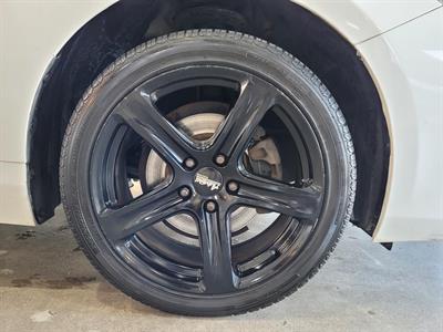 2016 Toyota Camry - Thumbnail