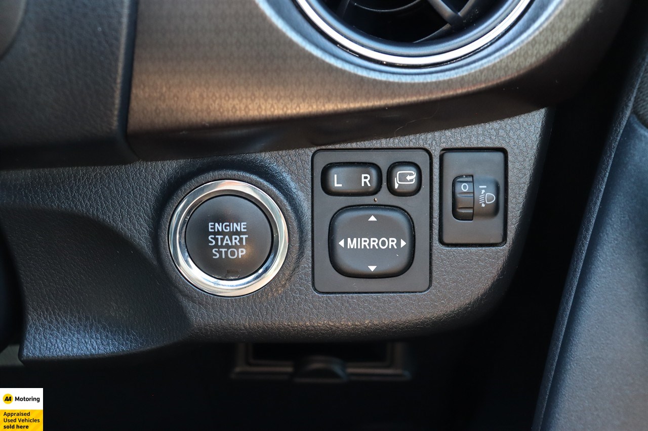 2016 Toyota Vitz