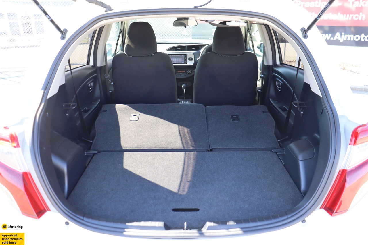 2016 Toyota Vitz