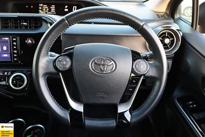 2019 Toyota Aqua - Thumbnail