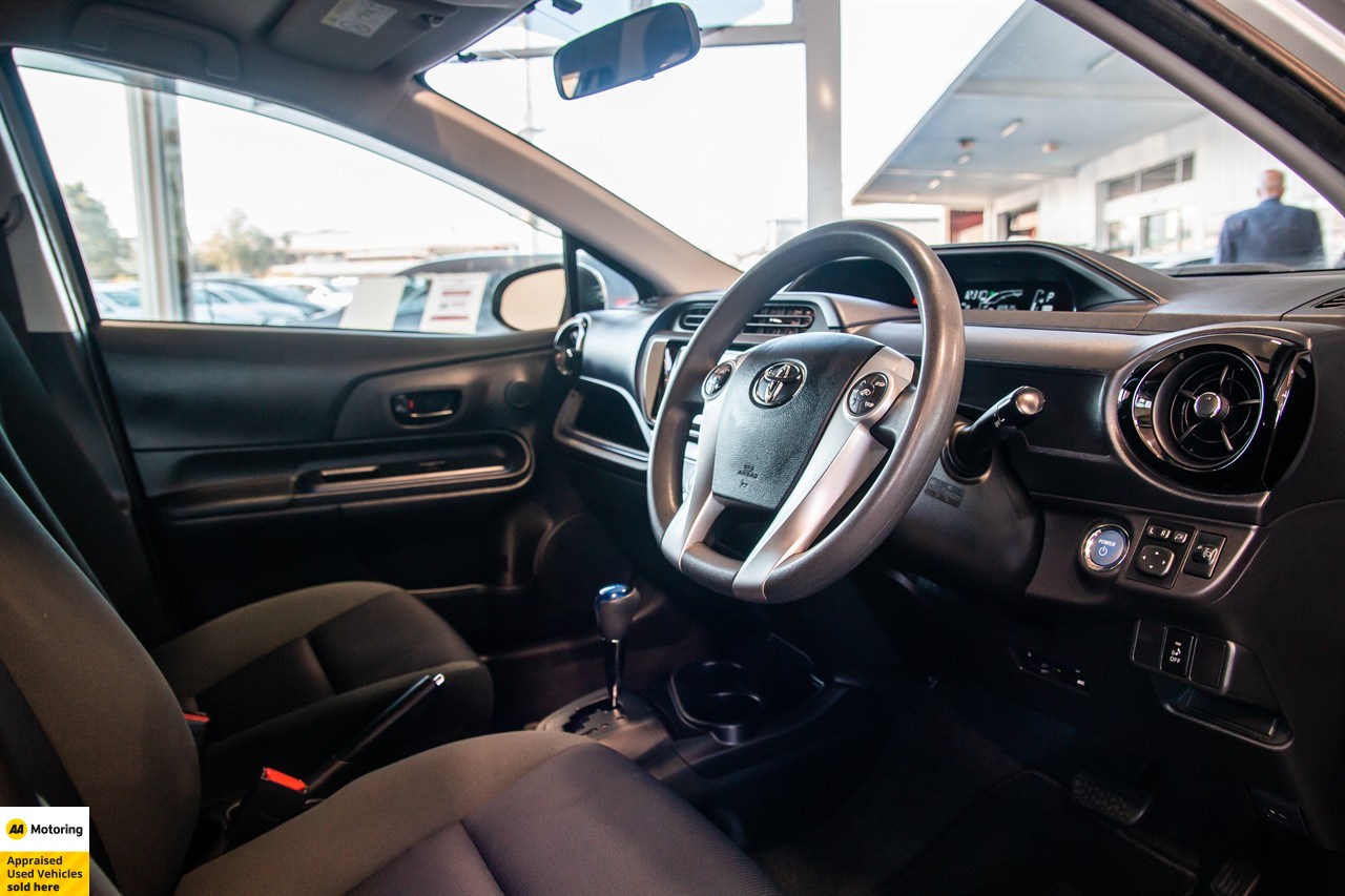 2015 Toyota Aqua
