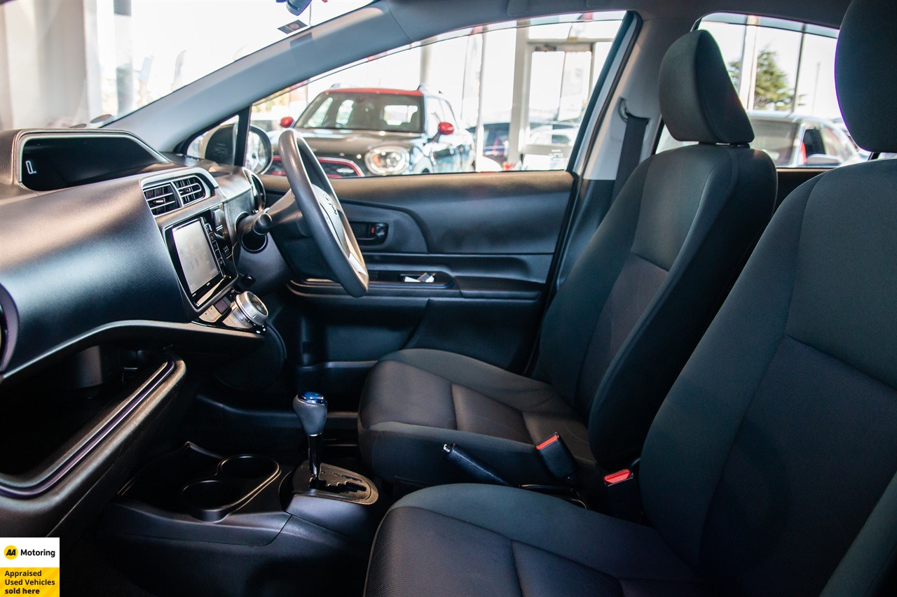 2015 Toyota Aqua
