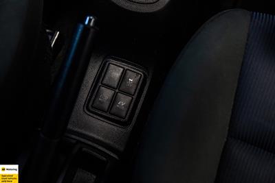 2015 Toyota Aqua - Thumbnail