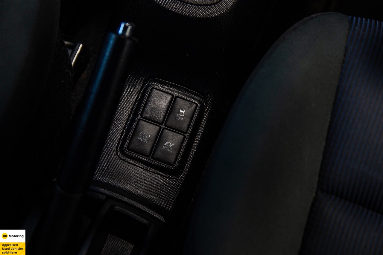 2015 Toyota Aqua