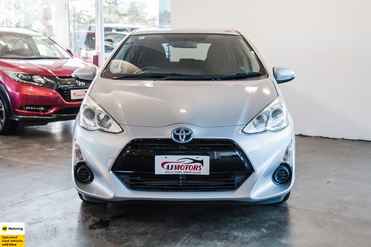2015 Toyota Aqua