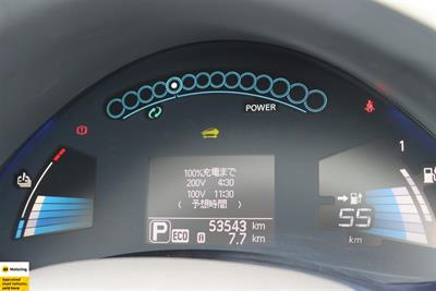 2016 Nissan Leaf - Thumbnail