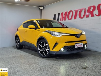 2017 Toyota C-HR - Thumbnail