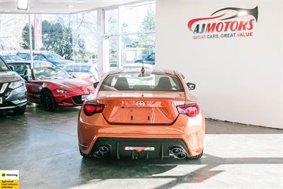 2012 Toyota 86 - Thumbnail