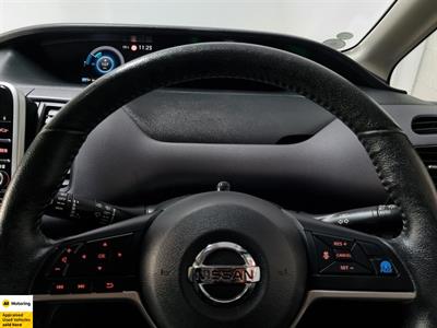 2018 Nissan Serena - Thumbnail