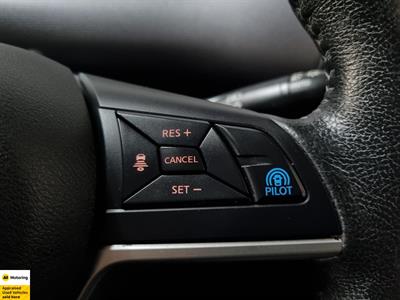 2018 Nissan Serena - Thumbnail