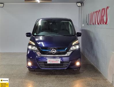 2018 Nissan Serena - Thumbnail