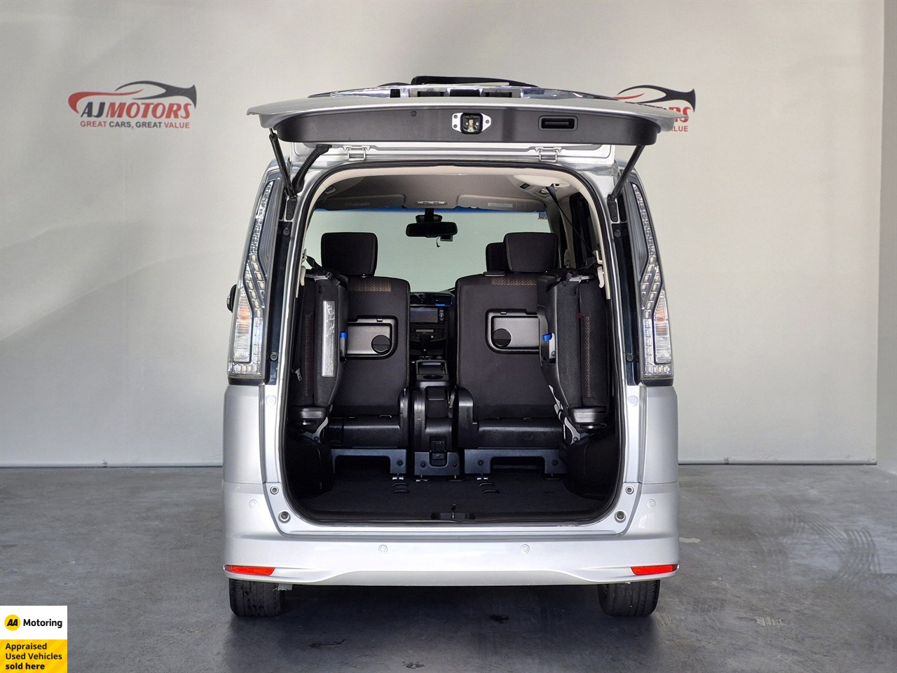 2016 Nissan Serena