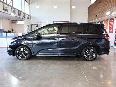 2016 Honda Odyssey - Thumbnail