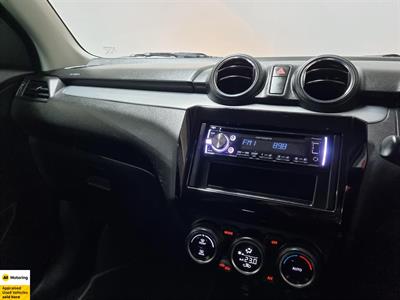 2017 Suzuki Swift - Thumbnail