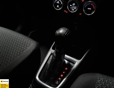 2017 Suzuki Swift - Thumbnail