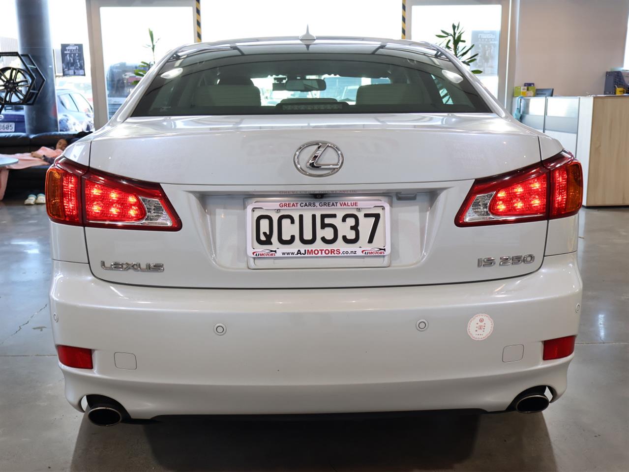 2009 Lexus IS