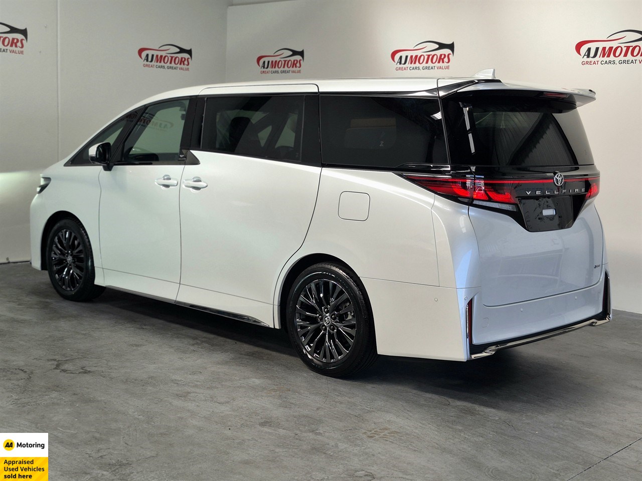 2023 Toyota Vellfire