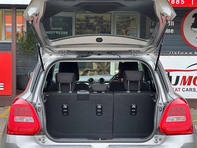 2021 Suzuki Swift - Thumbnail
