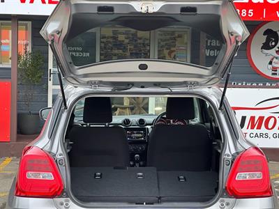 2021 Suzuki Swift - Thumbnail