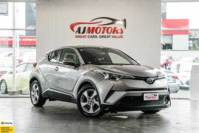 2017 Toyota C-HR - Thumbnail
