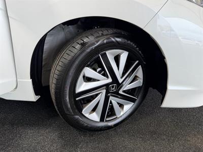 2020 Honda Fit - Thumbnail