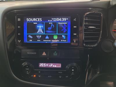 2013 Mitsubishi Outlander - Thumbnail