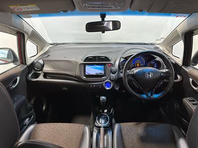 2013 Honda fit shuttle - Thumbnail