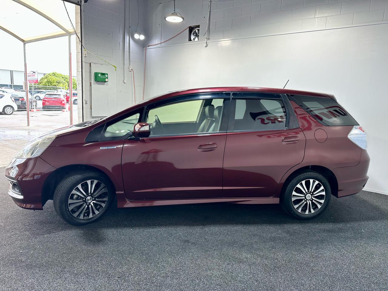 2013 Honda fit shuttle