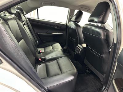 2012 Toyota Camry - Thumbnail