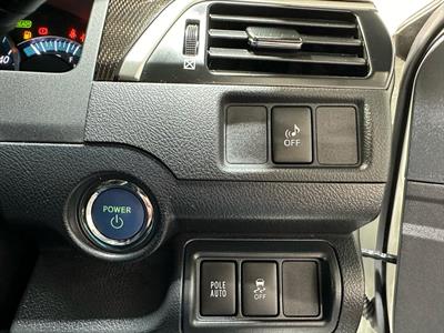 2012 Toyota Camry - Thumbnail