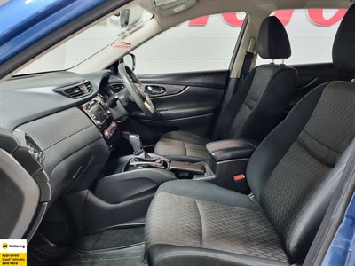 2022 Nissan X-Trail - Thumbnail