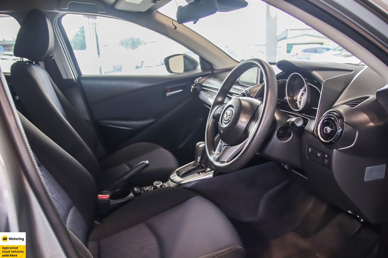 2016 Mazda Demio
