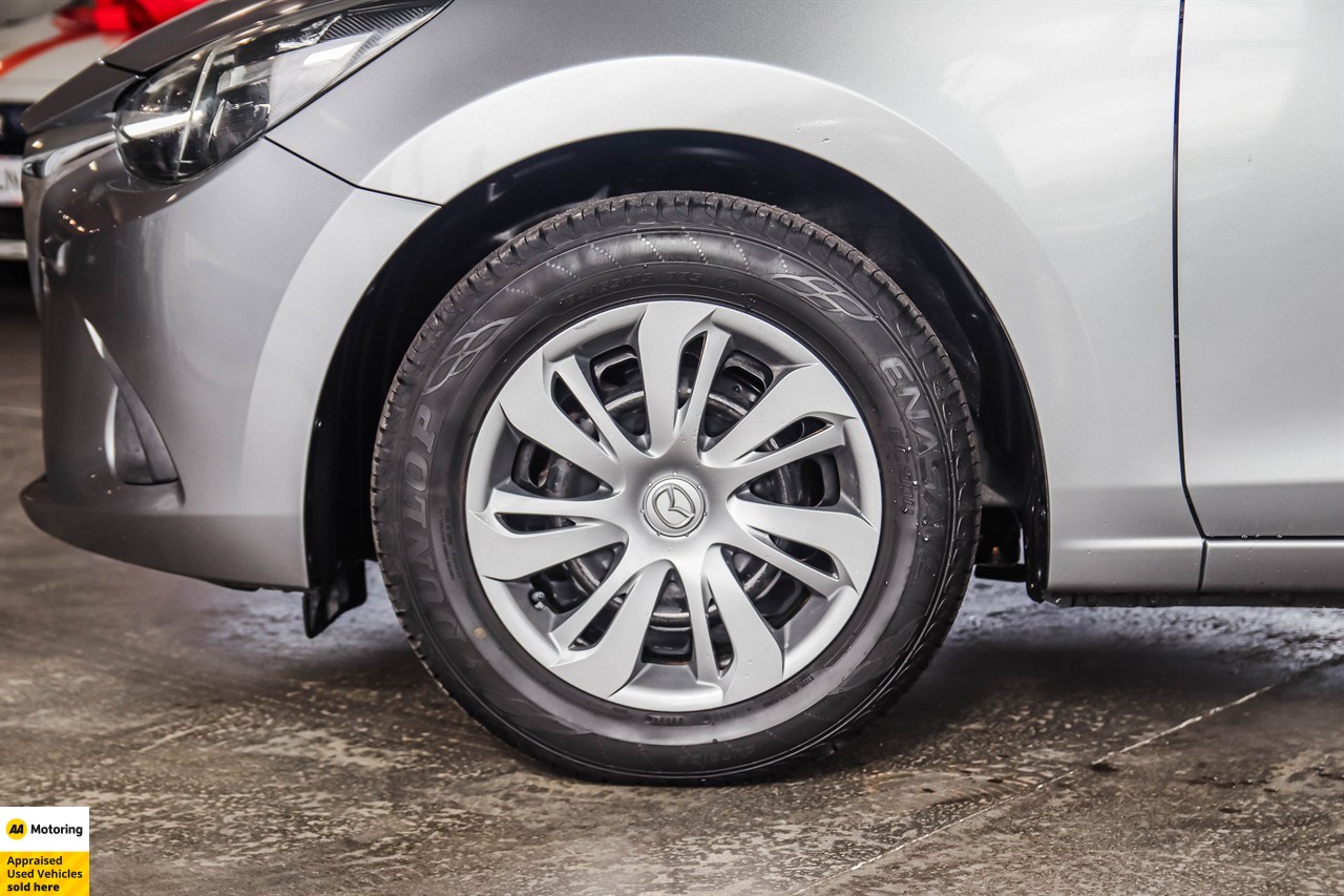 2016 Mazda Demio
