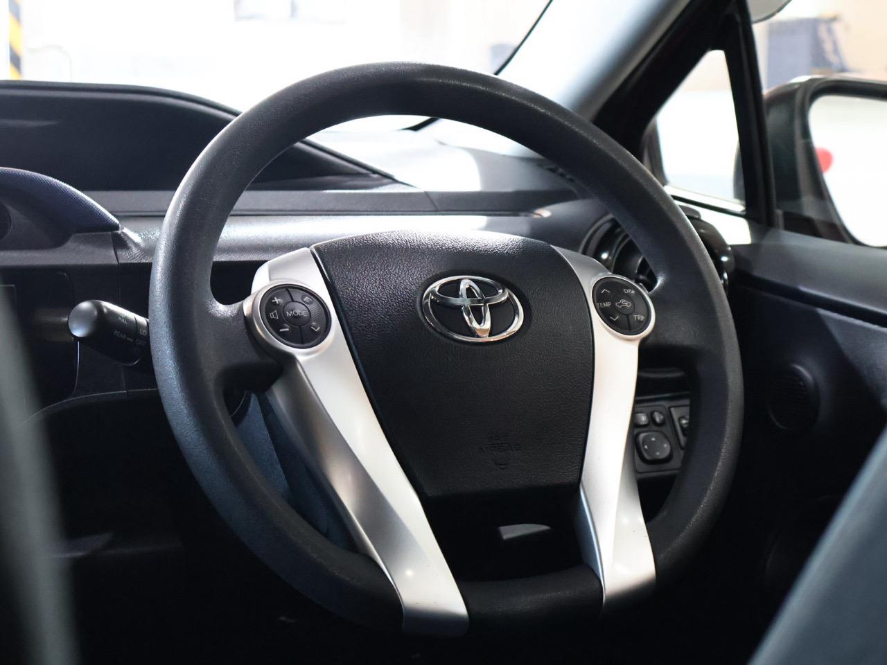 2015 Toyota Aqua