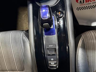 2015 Honda Vezel - Thumbnail