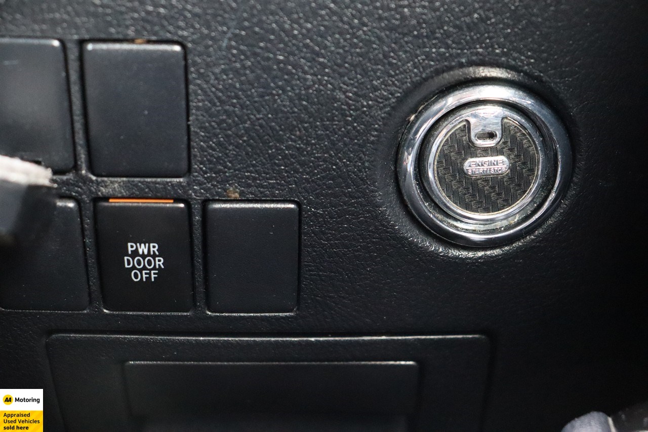 2016 Toyota Vellfire