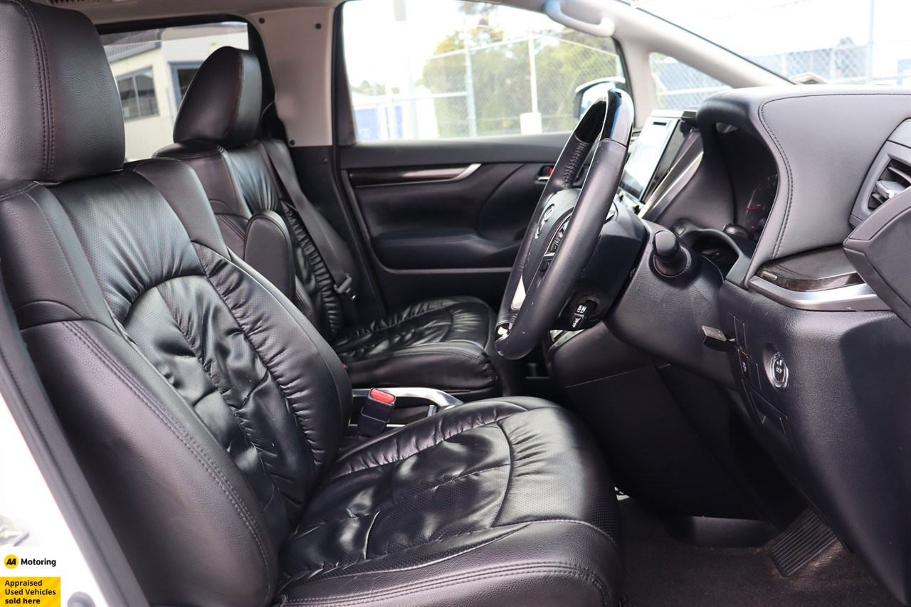 2016 Toyota Vellfire