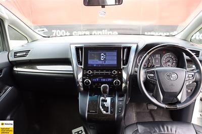 2016 Toyota Vellfire - Thumbnail