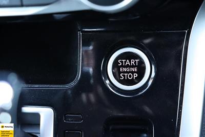 2017 Nissan Serena - Thumbnail