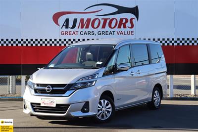 2017 Nissan Serena - Thumbnail