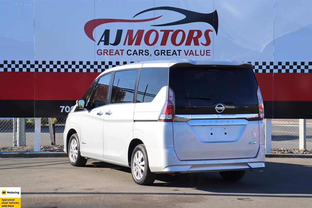 2017 Nissan Serena