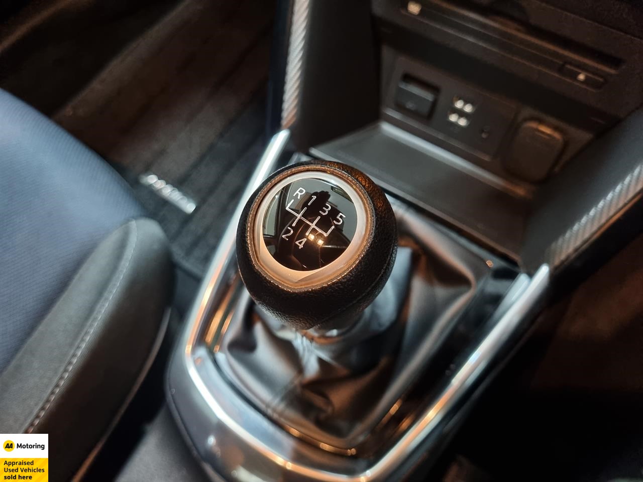 2014 Mazda Demio