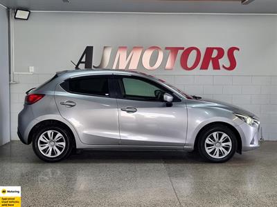 2014 Mazda Demio - Thumbnail