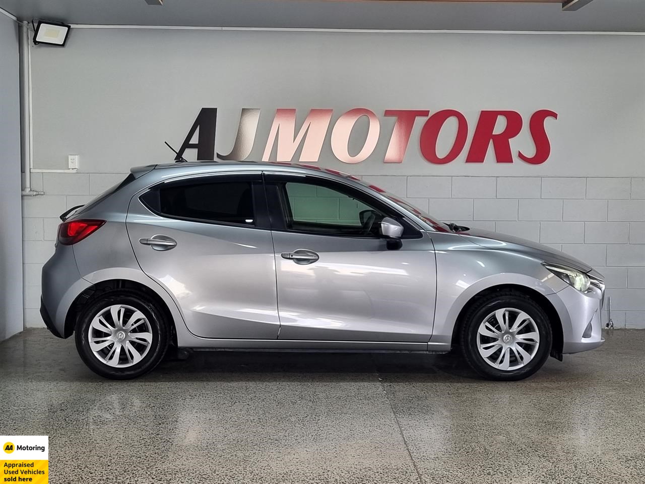 2014 Mazda Demio