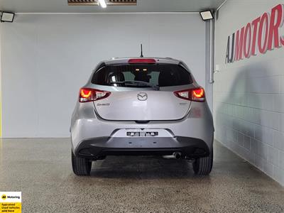 2014 Mazda Demio - Thumbnail