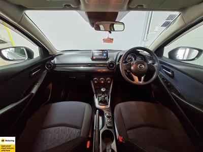 2014 Mazda Demio - Thumbnail