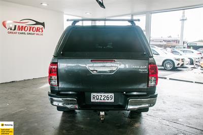 2018 Toyota Hilux - Thumbnail