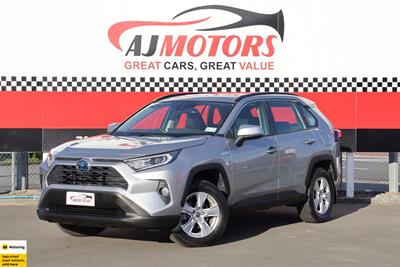 2020 Toyota RAV4 - Thumbnail