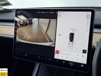 2021 Tesla Model 3 - Thumbnail