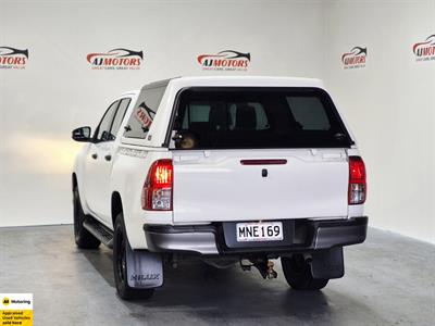 2019 Toyota Hilux - Thumbnail